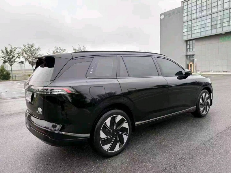 苏州25年东风奕派8