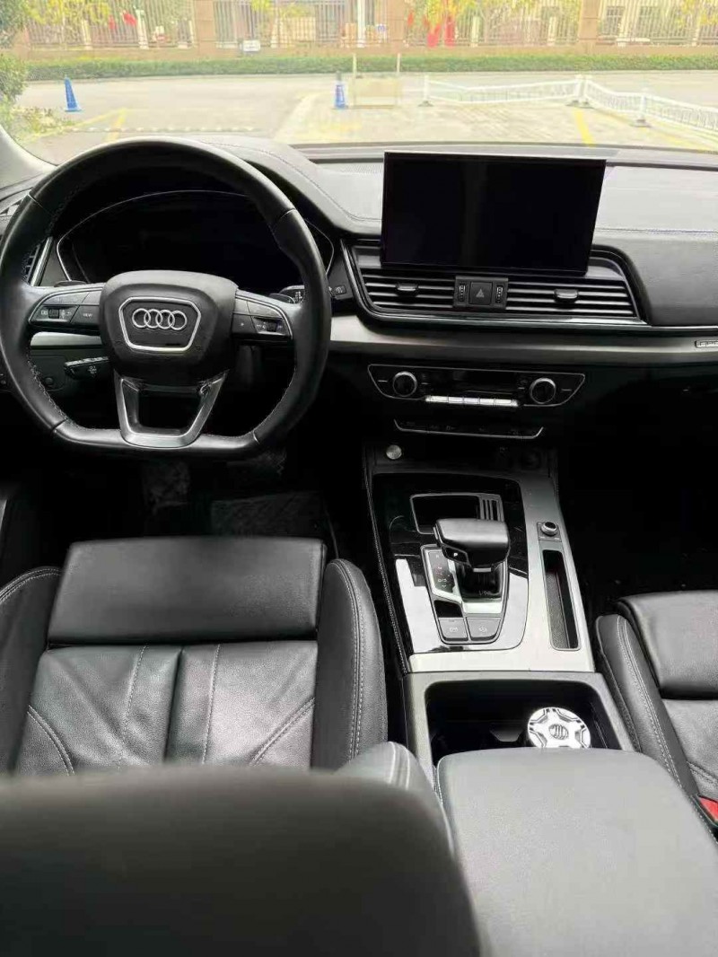 烟台22年奥迪Q56