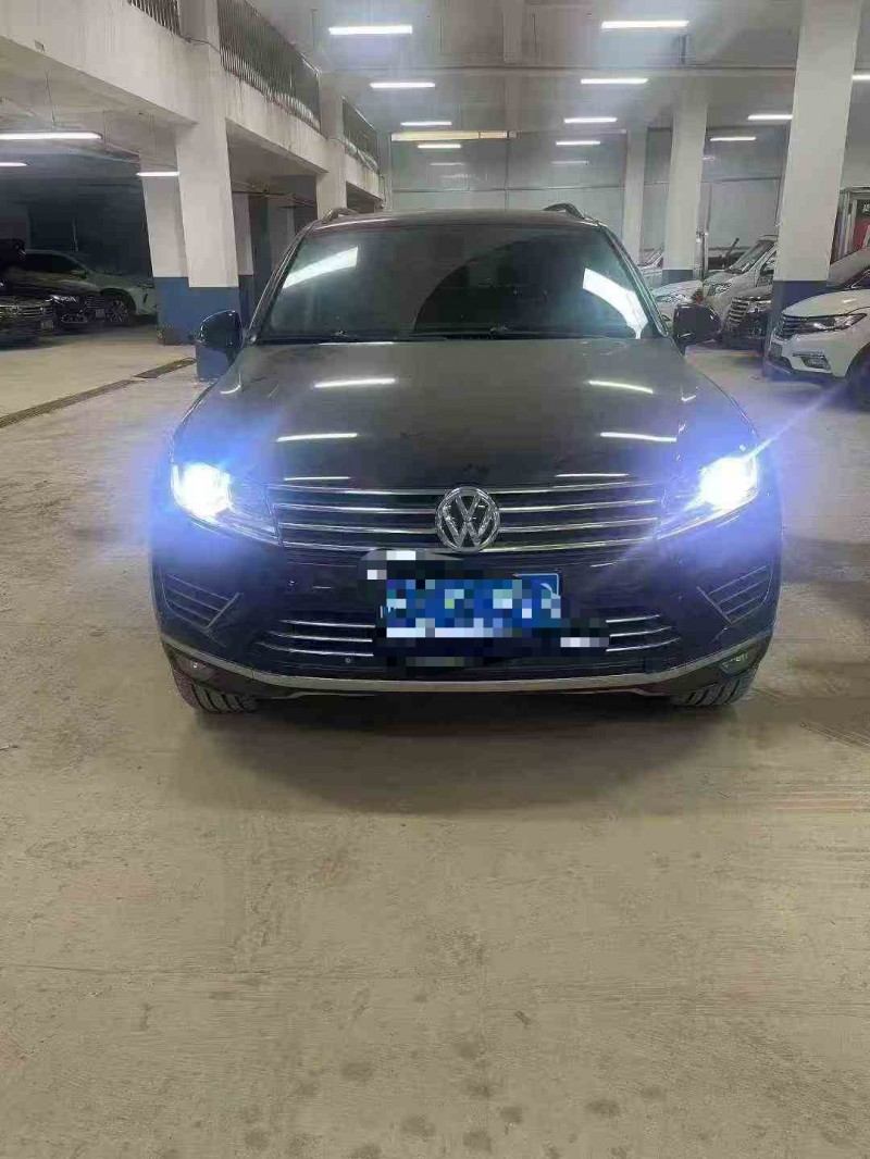 遵义18年大众途锐1