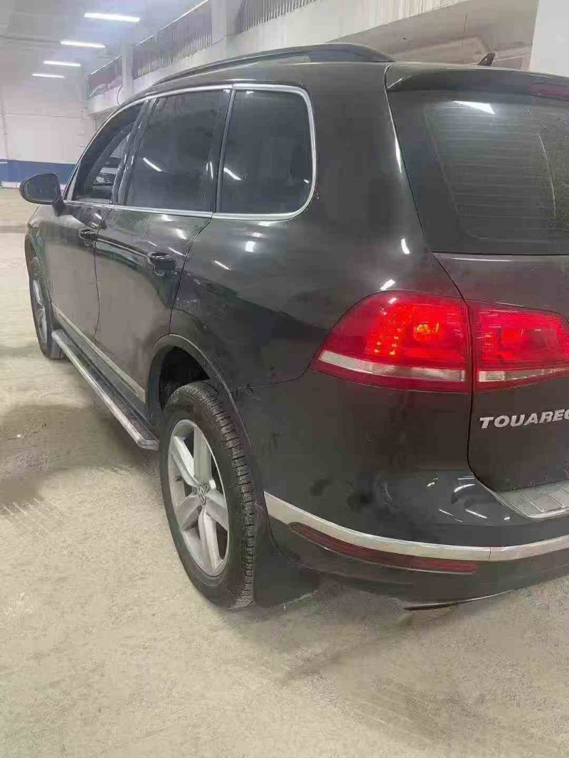 遵义18年大众途锐9