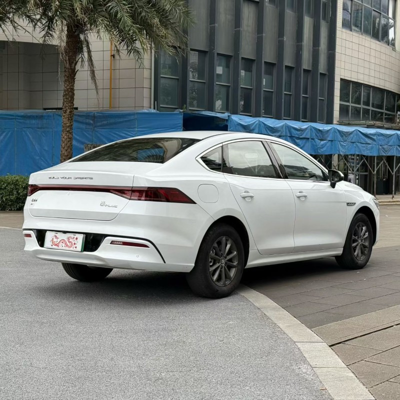 佛山25年比亚迪秦8