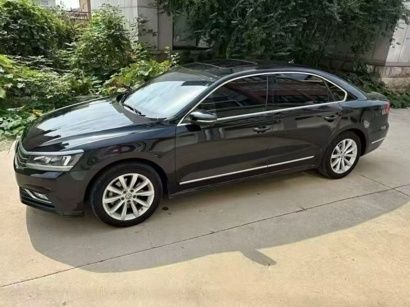 青岛18年大众帕萨特2