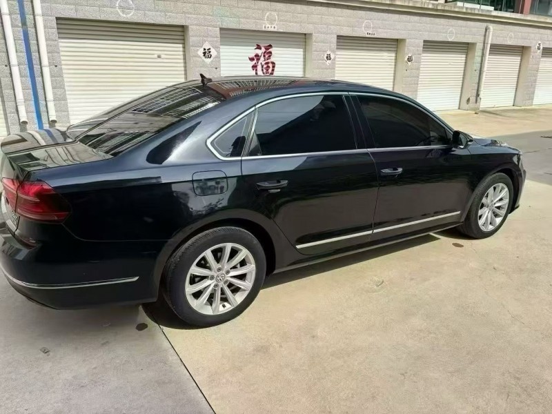 青岛18年大众帕萨特8