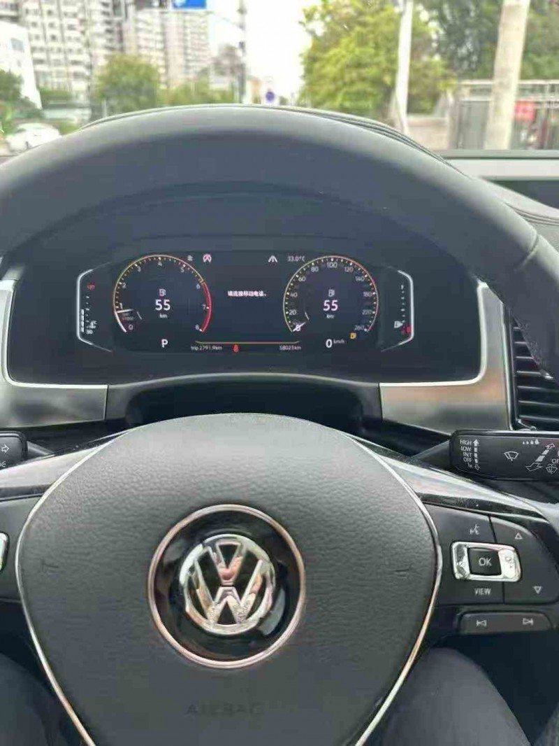 防城港21年大众途昂4