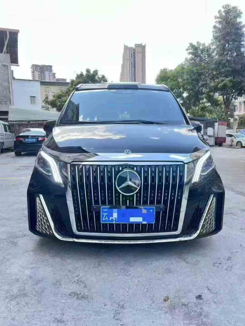 梧州24年奔驰威霆1