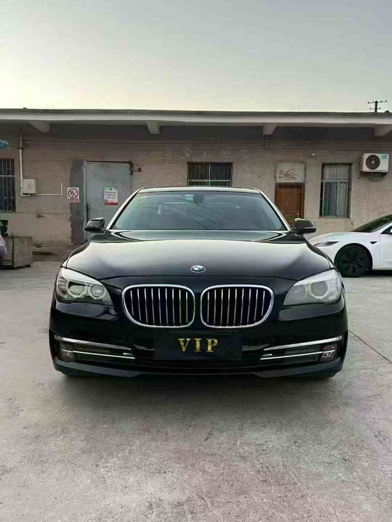 岳阳13年宝马7系1