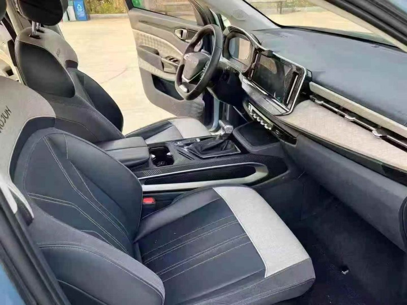 徐州20年宝骏rm56