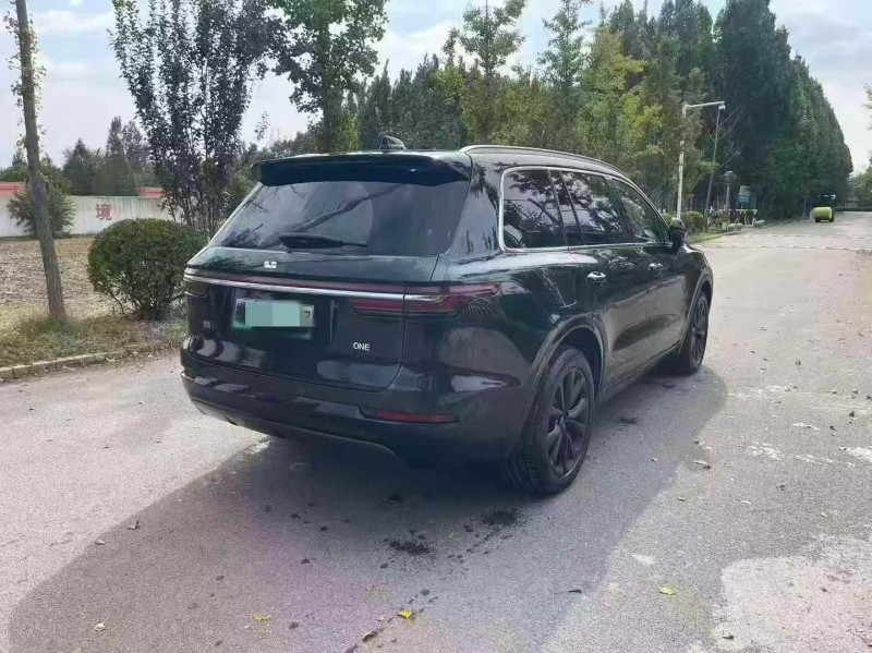 东营21年理想理想ONE7