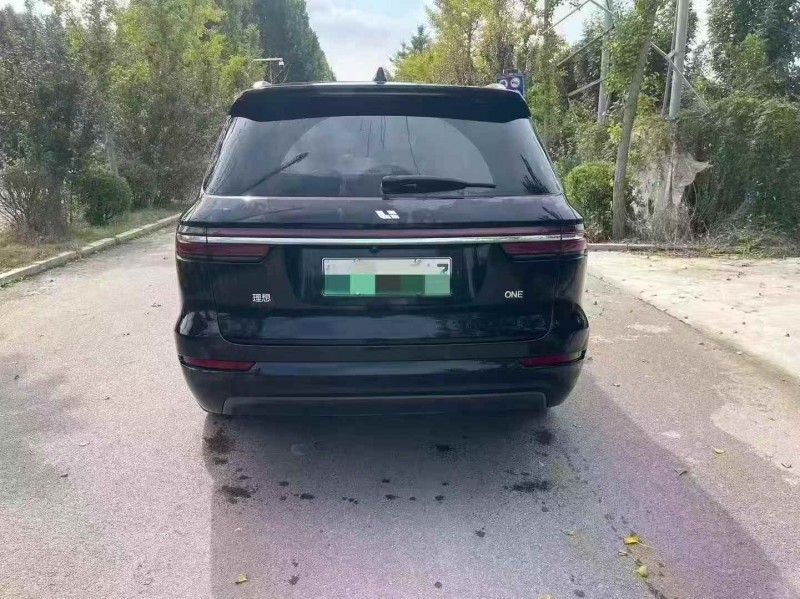 东营21年理想理想ONE9