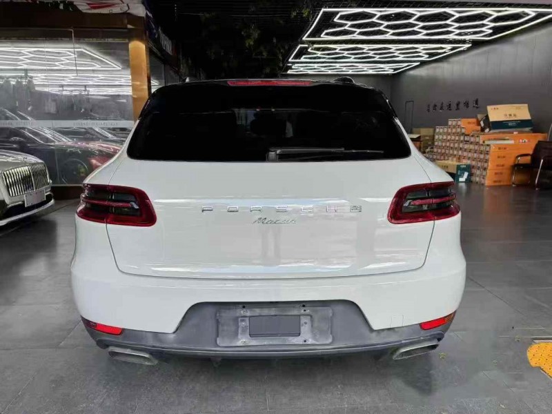 邵阳18年保时捷Macan9