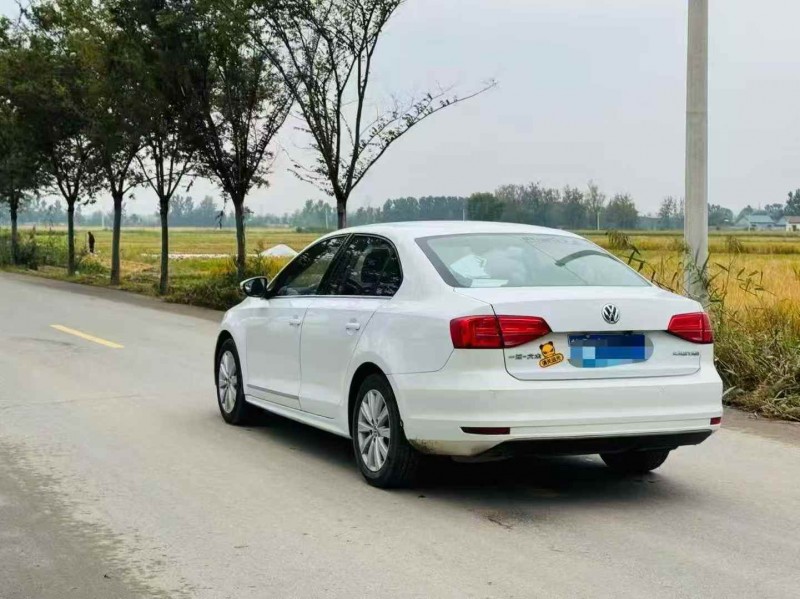 南通16年大众速腾8