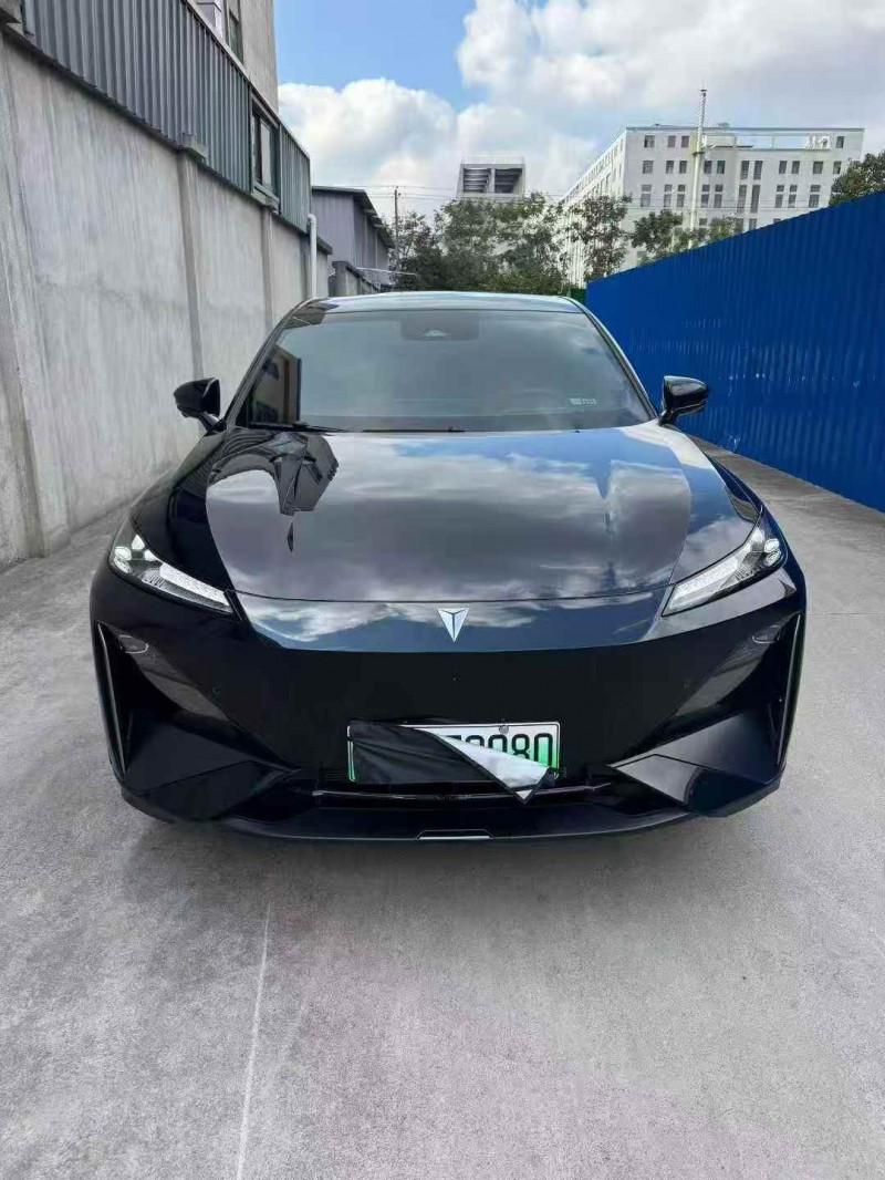 金华25年长安汽车深蓝1