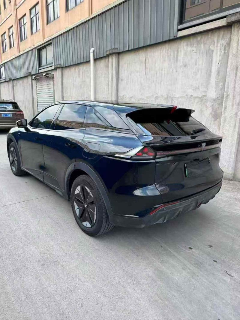 金华25年长安汽车深蓝8