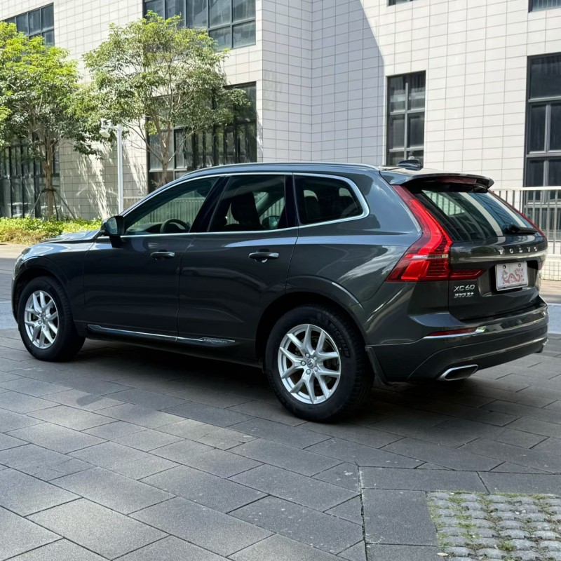 佛山20年沃尔沃XC608