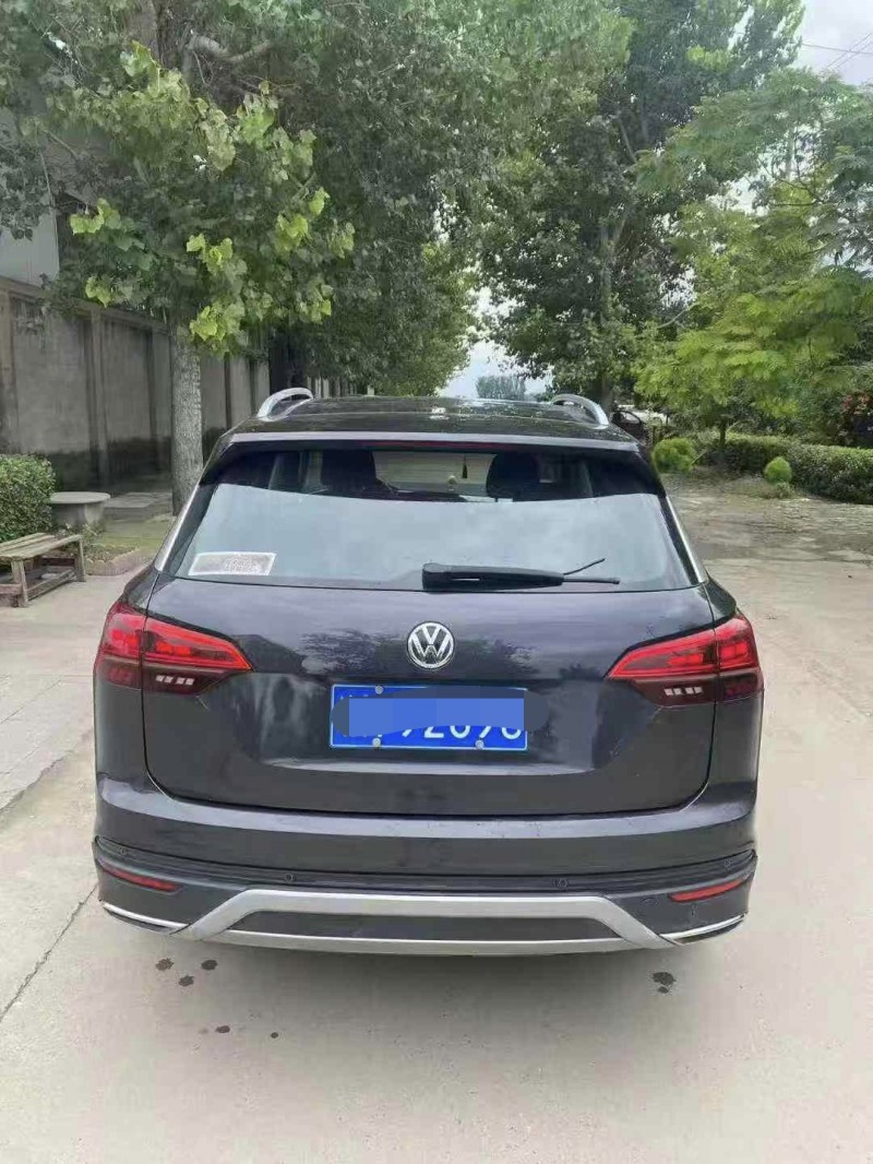 保定20年大众探岳9