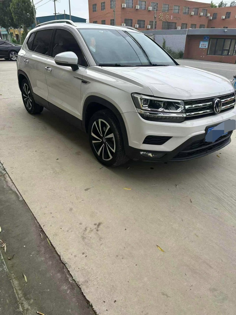 保定23年大众途岳3