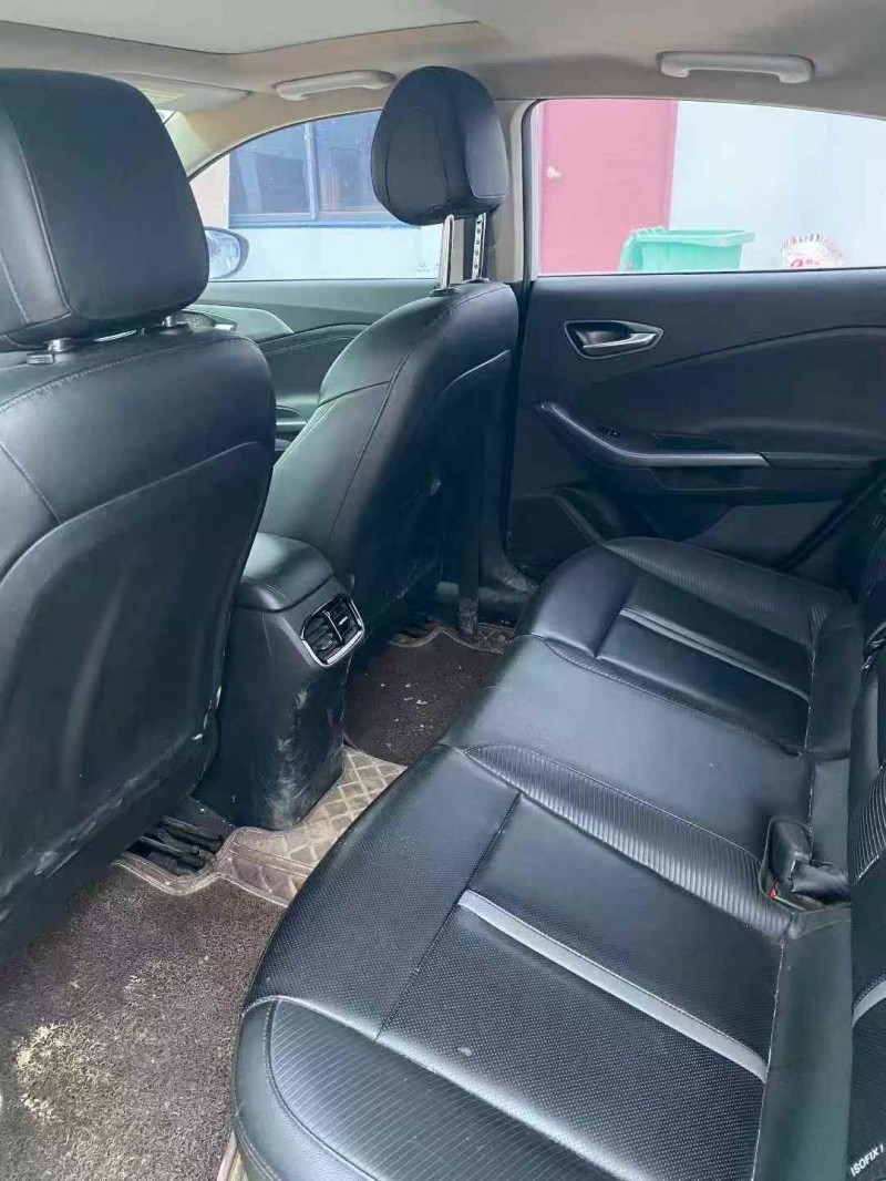 青岛20年现代菲斯塔5