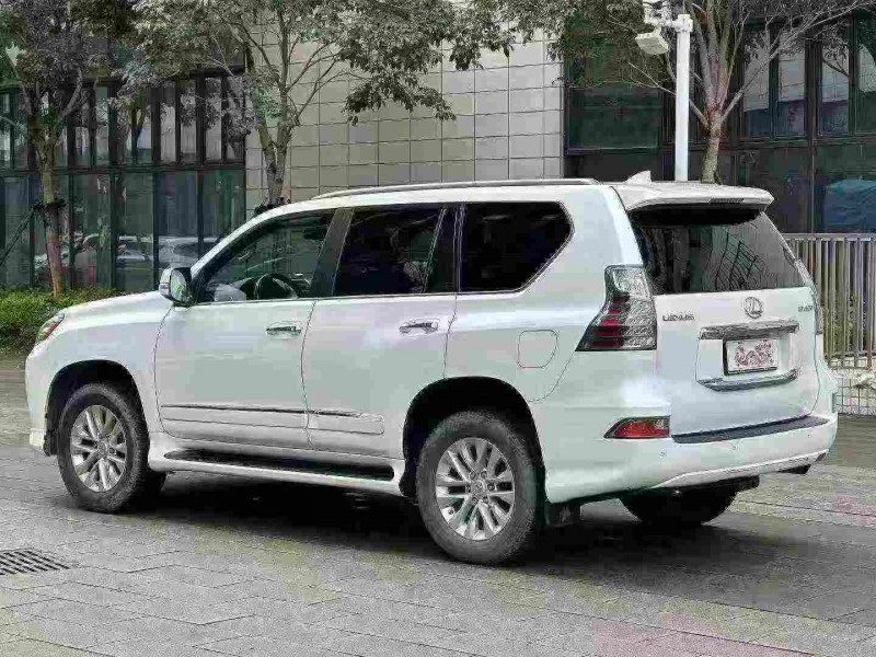 佛山17年雷克萨斯GX6