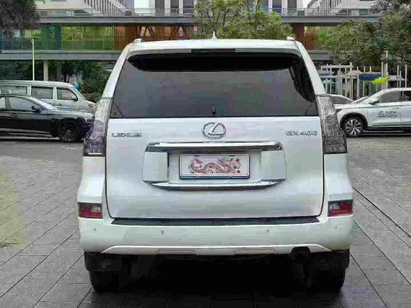 佛山17年雷克萨斯GX9