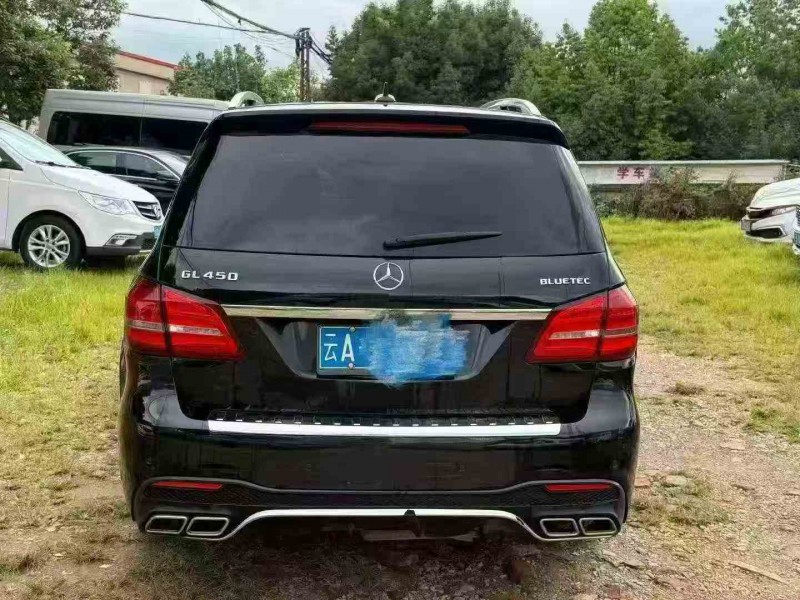 丽江13年奔驰GL9