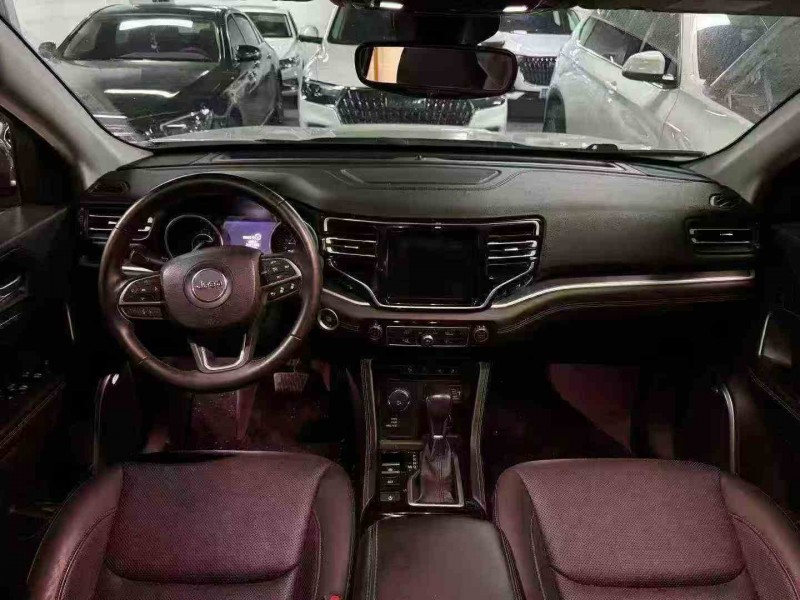 临沧18年Jeep指挥官5