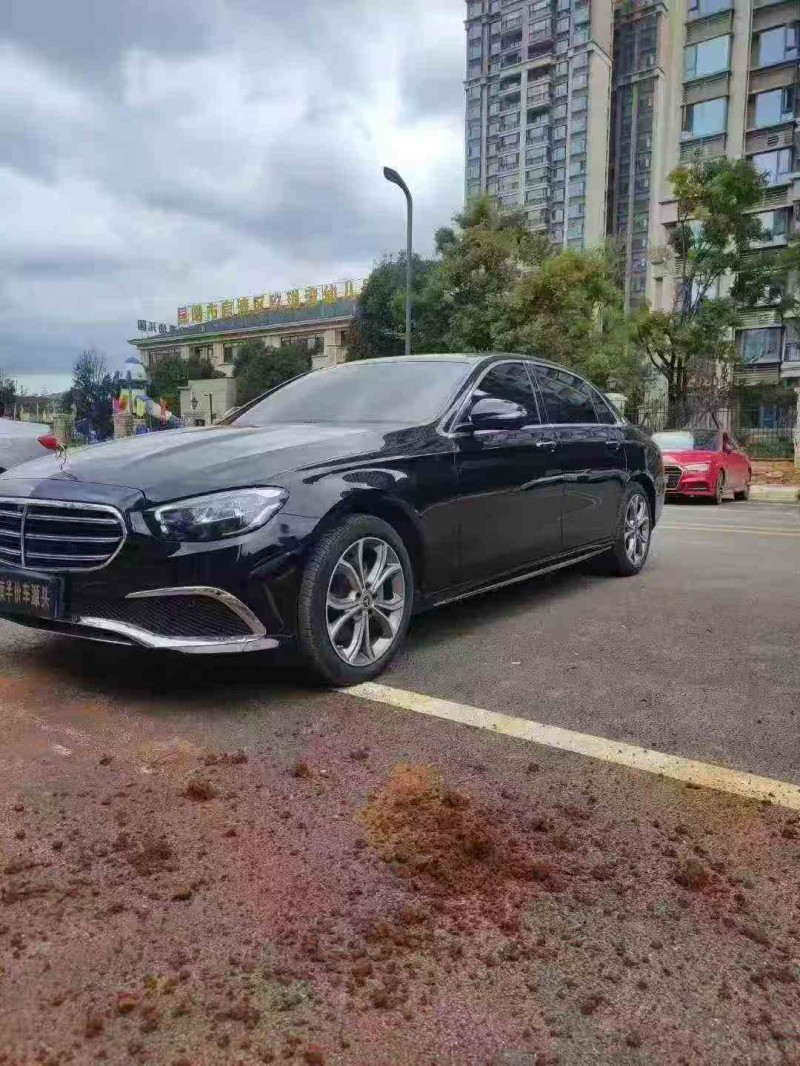 丽江21年奔驰E3