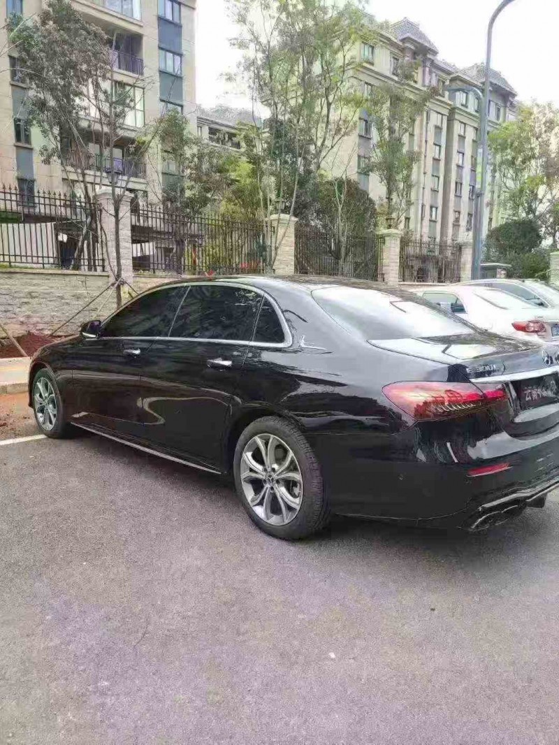 丽江21年奔驰E7