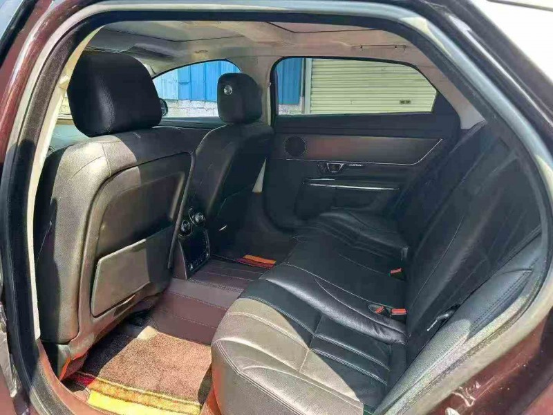 钦州14年捷豹XJL7