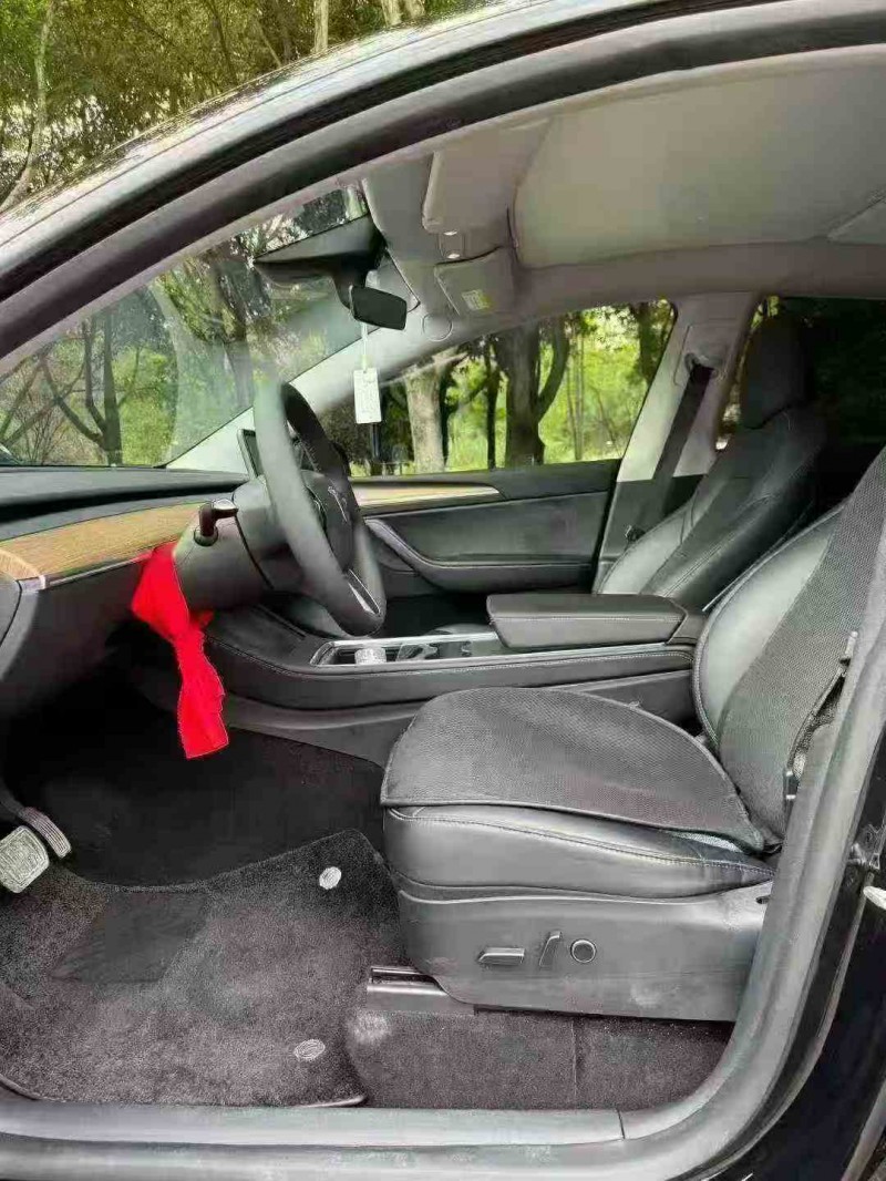 重庆22年特斯拉MODEL Y7