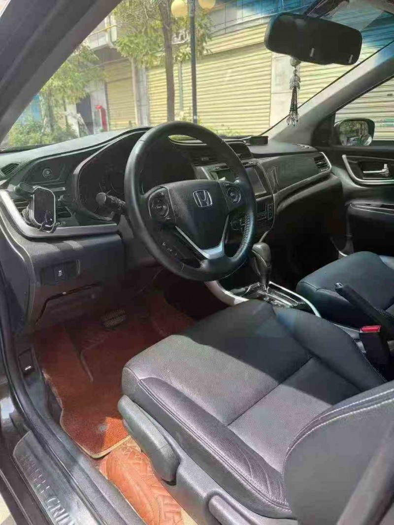 遵义15年本田凌派6