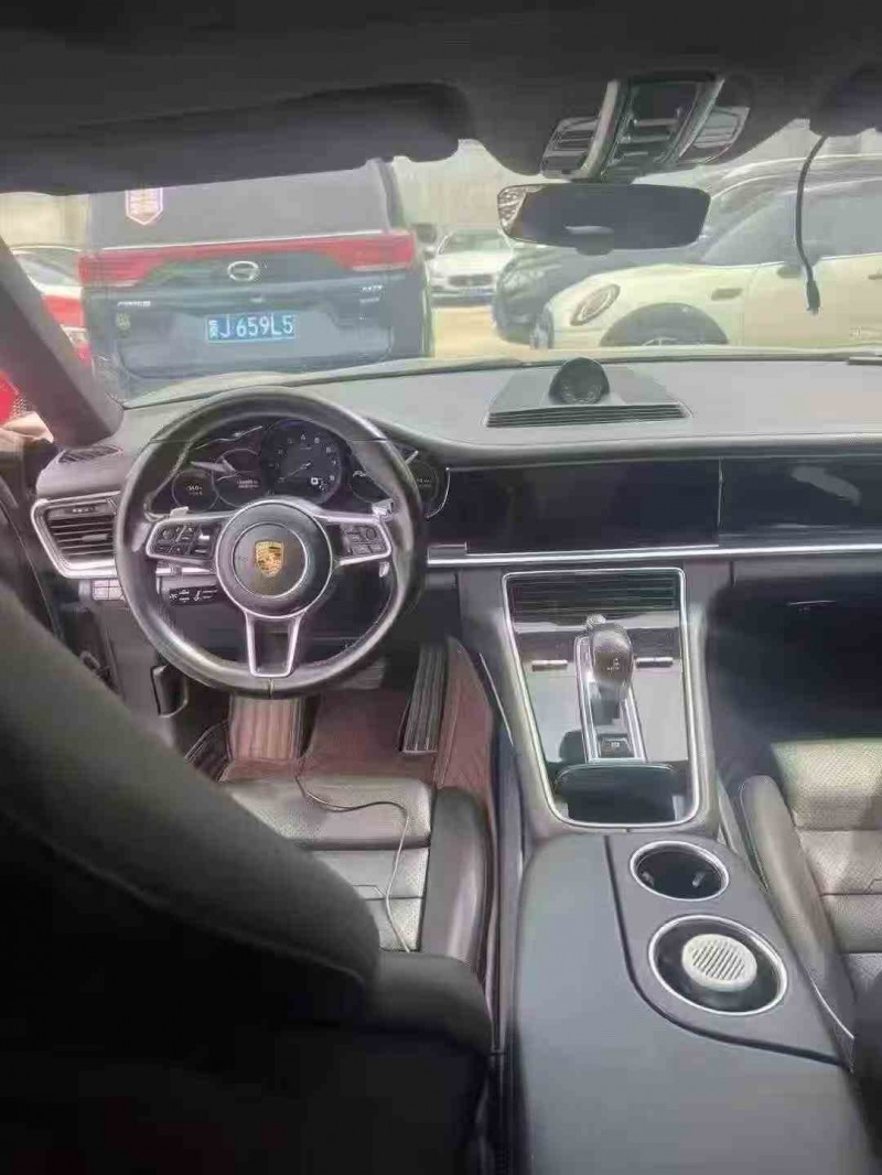 衡阳17年保时捷帕拉梅拉4