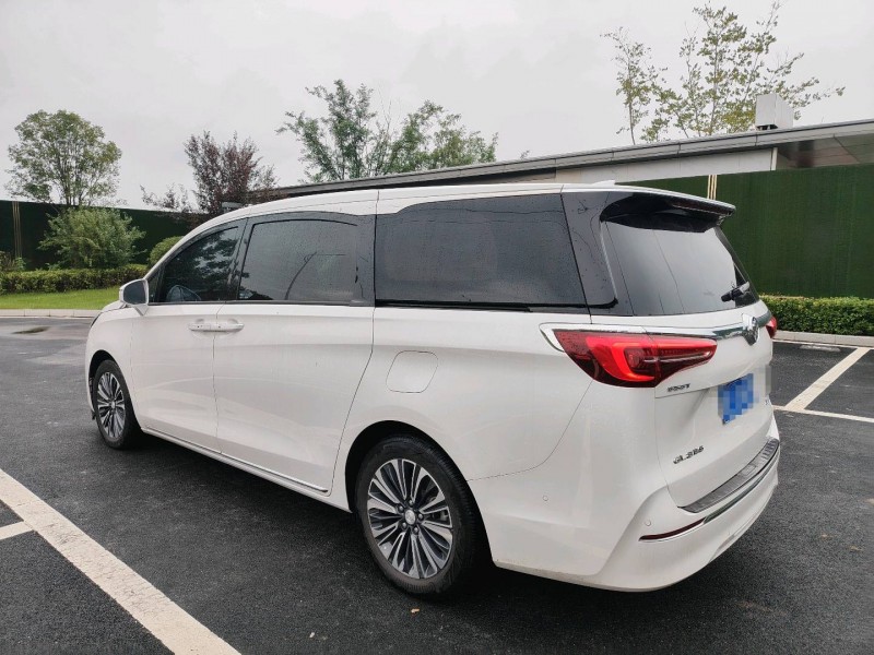 渭南23年别克GL84