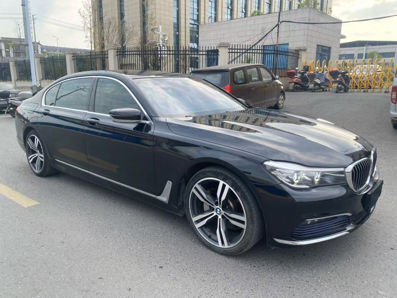 娄底17年宝马7系3