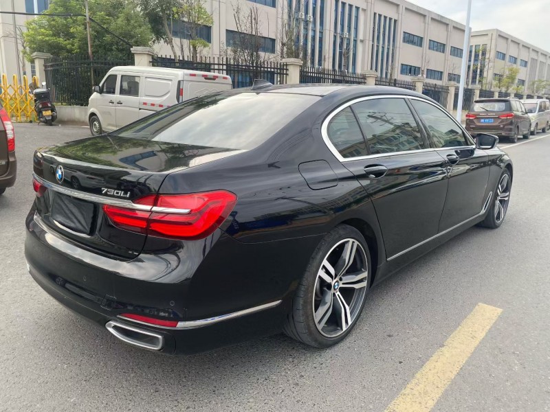 娄底17年宝马7系6