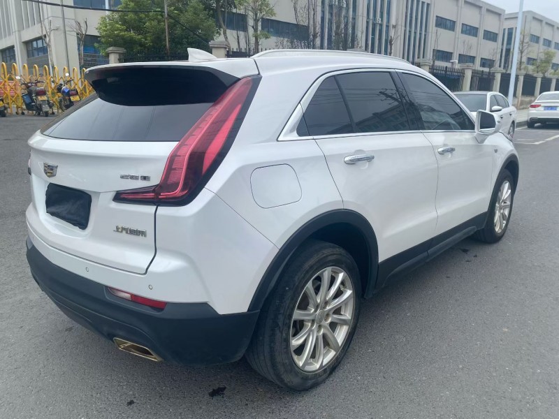 娄底19年凯迪拉克XT42