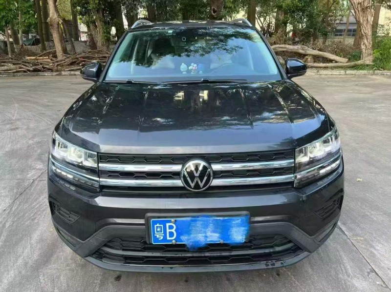 深圳21年大众途岳1