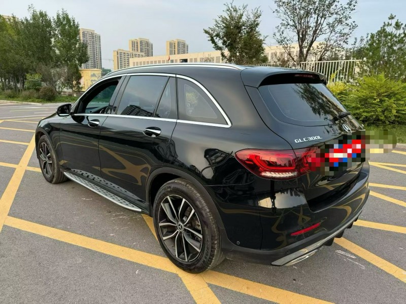 济宁22年奔驰GLC8