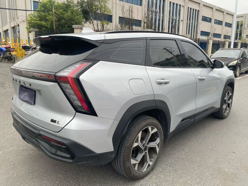 娄底24年吉利博越6