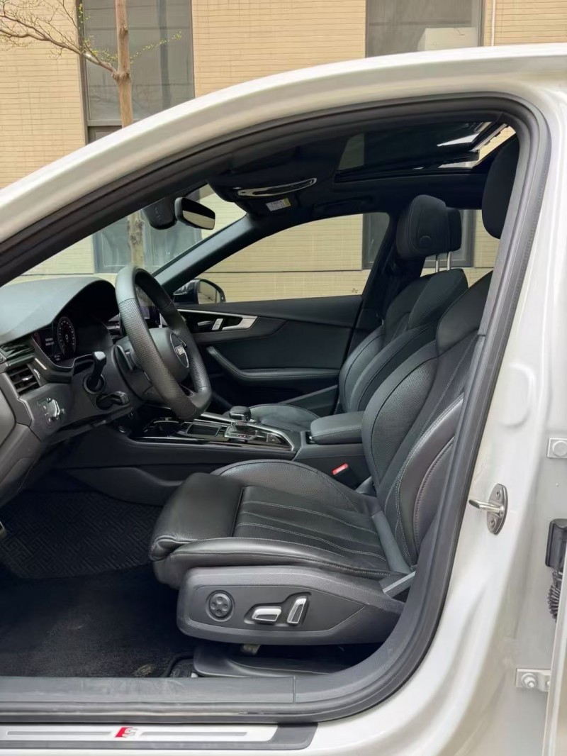 佛山23年奥迪A4L6