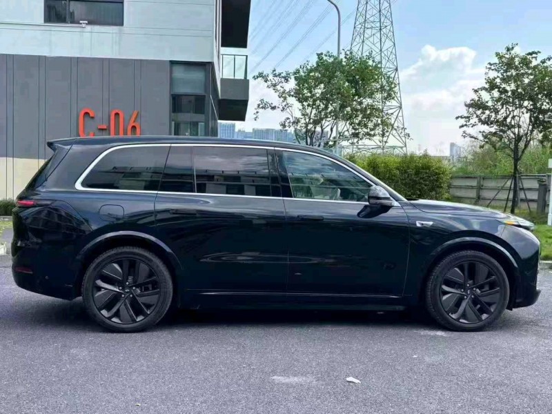 广州23年理想L94