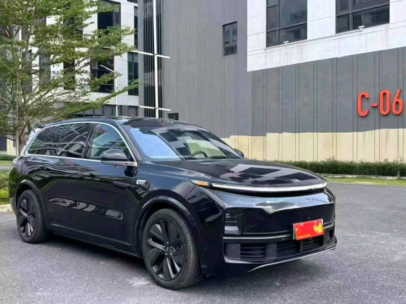 广州23年理想L95