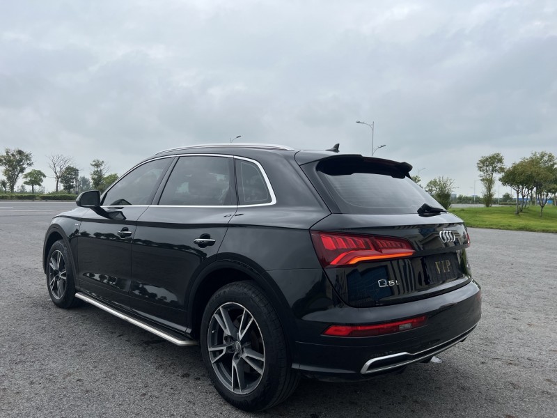 盐城20年奥迪Q59