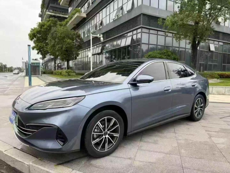 东莞25年比亚迪海豹2