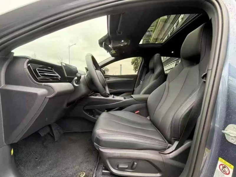 东莞25年比亚迪海豹5