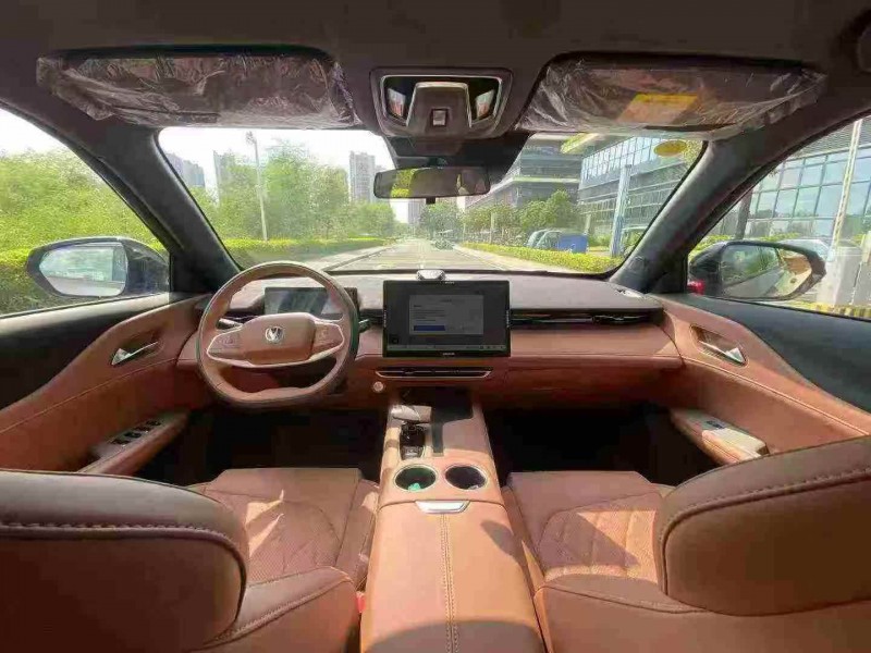 东莞25年长安汽车UNI6