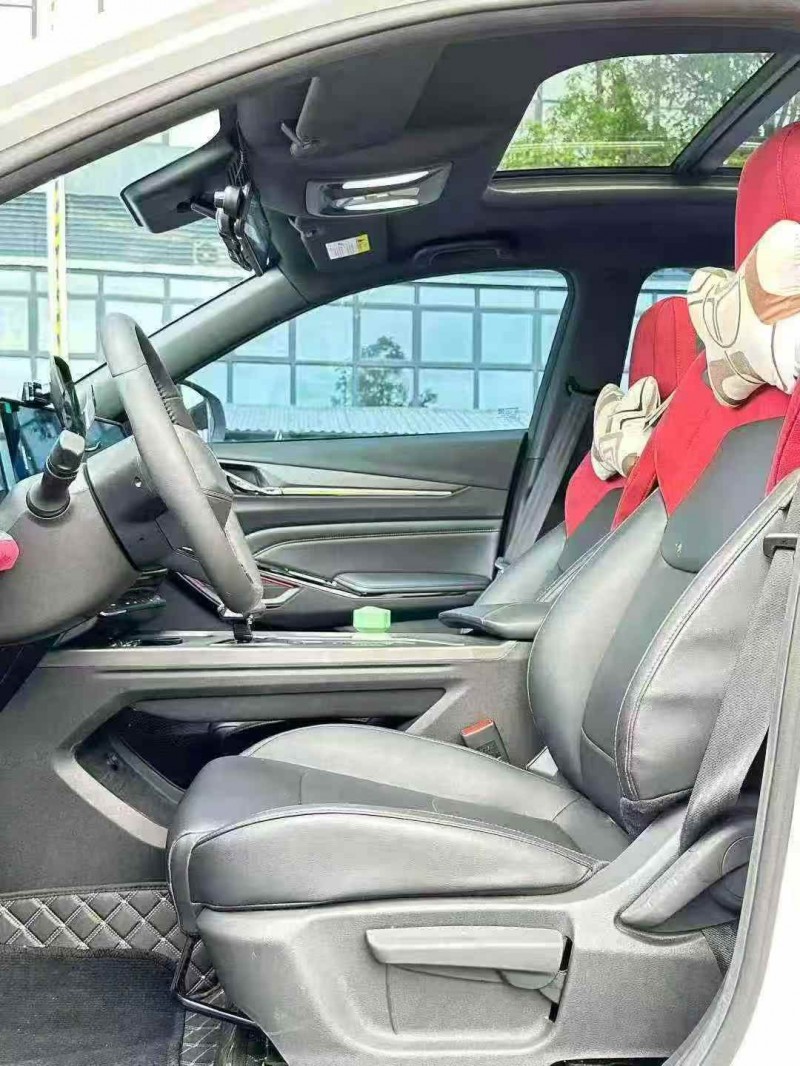 东莞25年长安汽车欧尚5