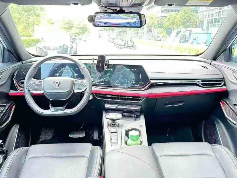 东莞25年长安汽车欧尚6