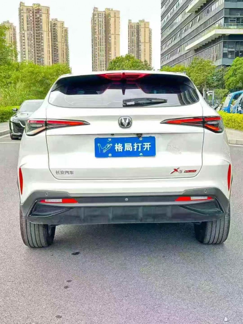 东莞25年长安汽车欧尚9