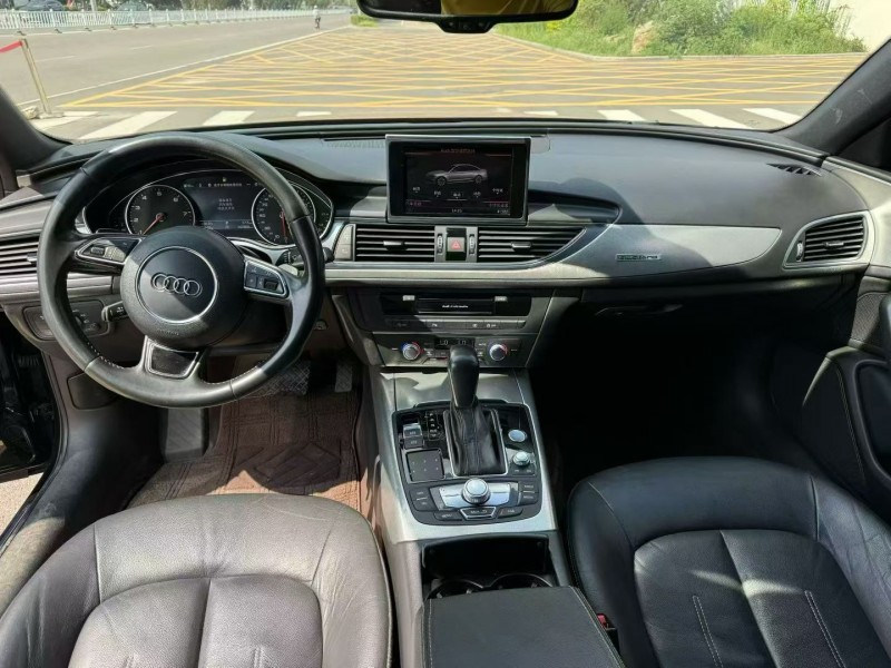 济宁17年奥迪A6L4