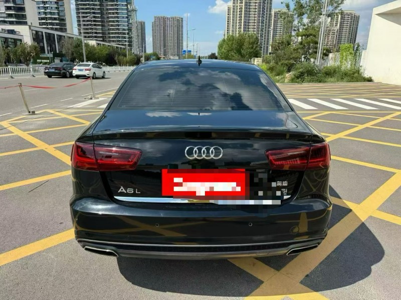 济宁17年奥迪A6L8